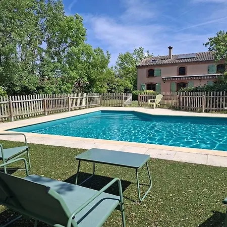 Avec Piscine Et Clim Pour 12 Personnes Aux Portes De Toulouse 度假居 *