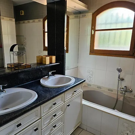 Avec Piscine Et Clim Pour 12 Personnes Aux Portes De Toulouse 度假居 Belberaud